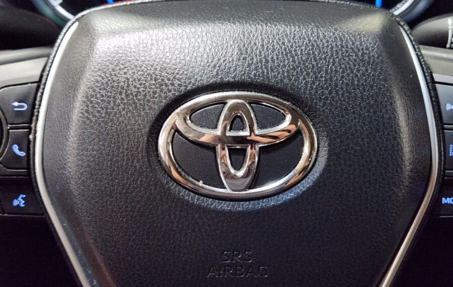 2021 Toyota Venza XLE photo 13