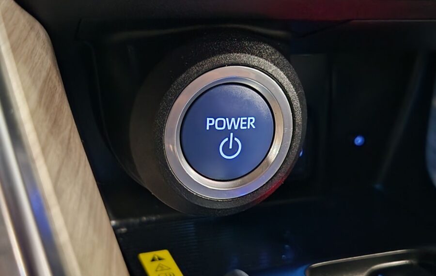 2021 Toyota Venza XLE photo 20