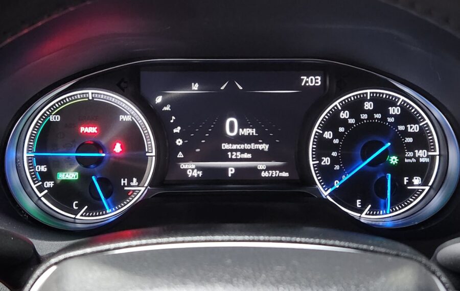 2021 Toyota Venza XLE photo 26