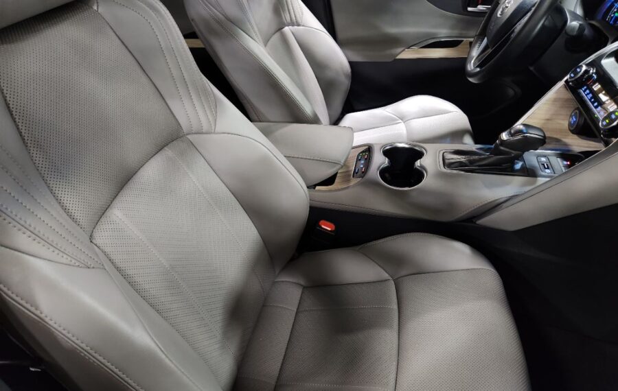 2021 Toyota Venza XLE photo 27