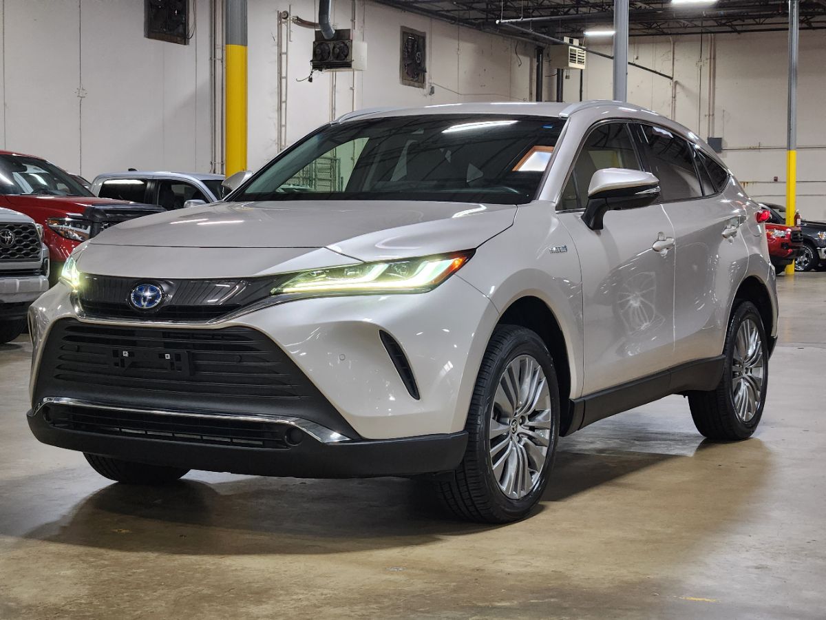 2021 Toyota Venza XLE main photo