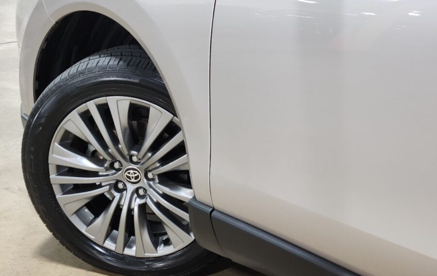 2021 Toyota Venza XLE photo 34