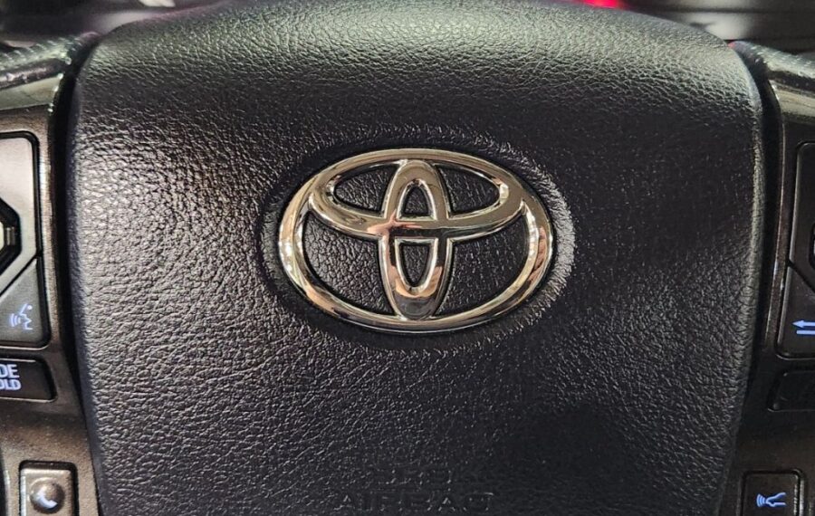 2022 Toyota 4Runner TRD Pro photo 17