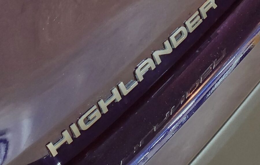 2022 Toyota Highlander XLE photo 17