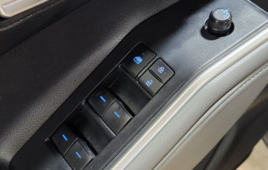 2022 Toyota Highlander XLE photo 32