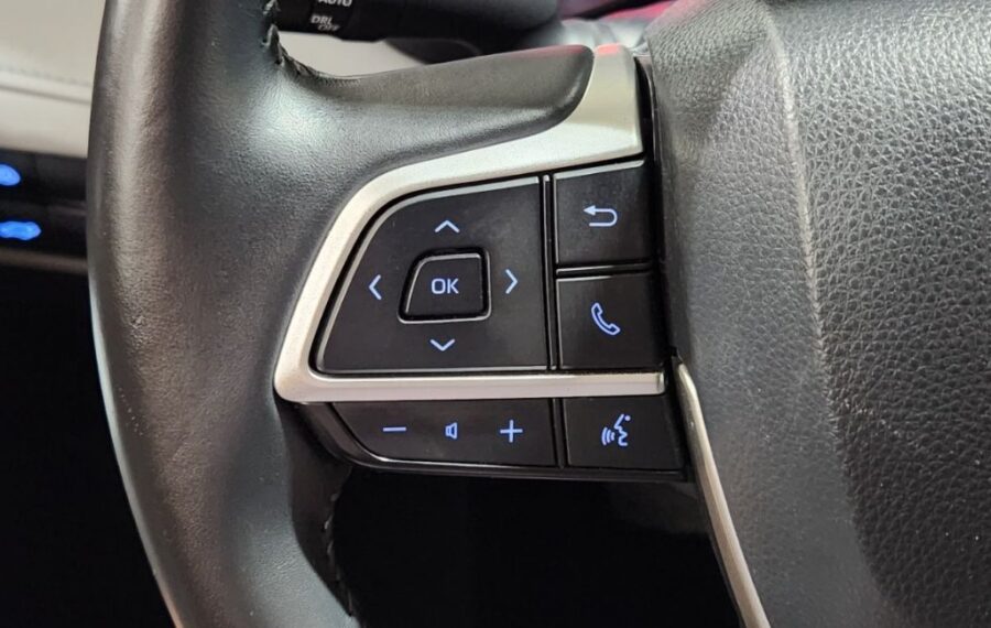2022 Toyota Highlander XLE photo 37