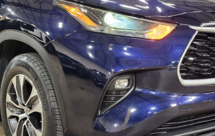 2022 Toyota Highlander XLE photo 9