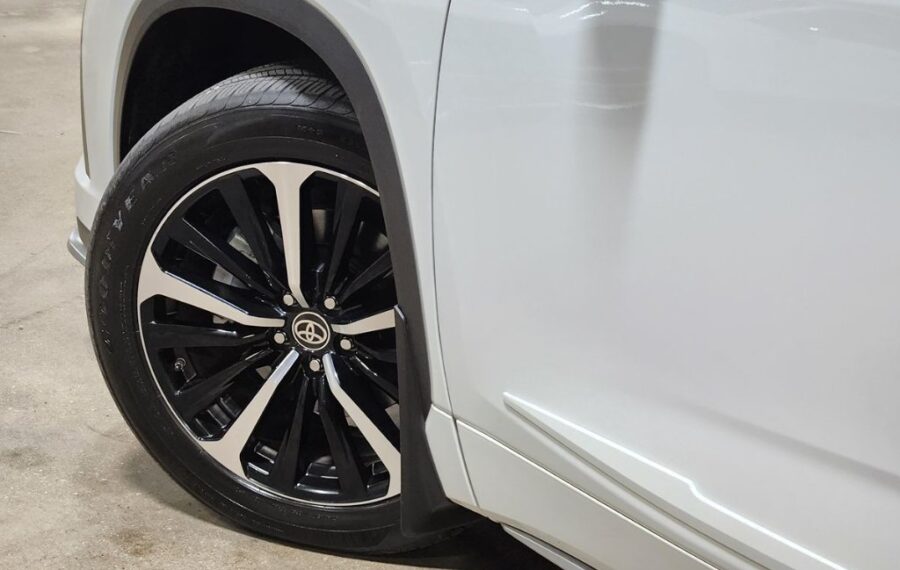 2022 Toyota Highlander XSE photo 33