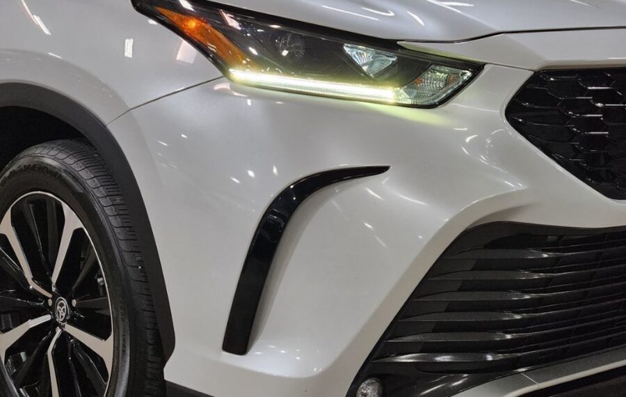 2022 Toyota Highlander XSE photo 35