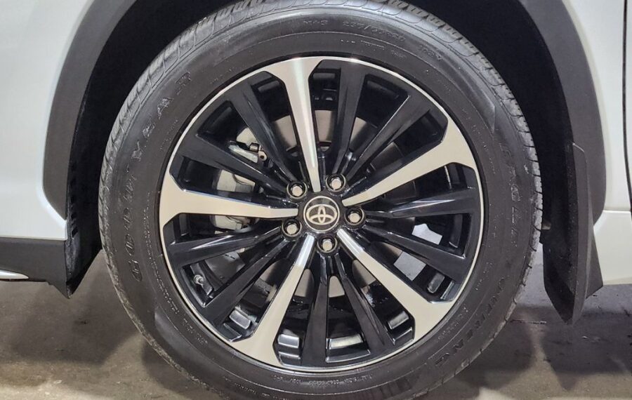 2022 Toyota Highlander XSE photo 38