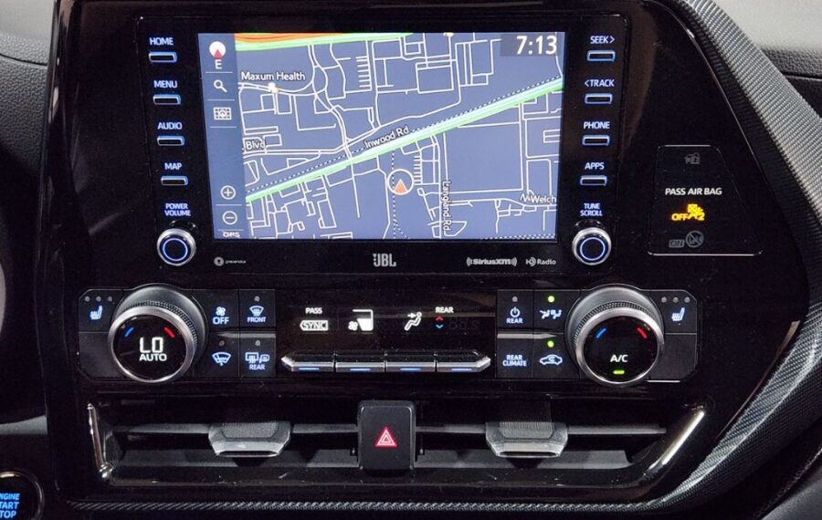 2022 Toyota Highlander XSE photo 11