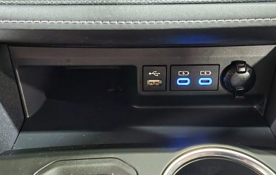 2022 Toyota Highlander XSE photo 13