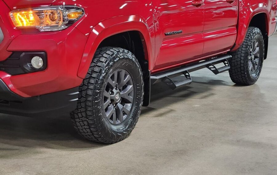 2022 Toyota Tacoma SR5 photo 8
