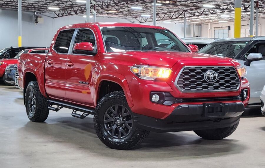 2022 Toyota Tacoma SR5 photo 1