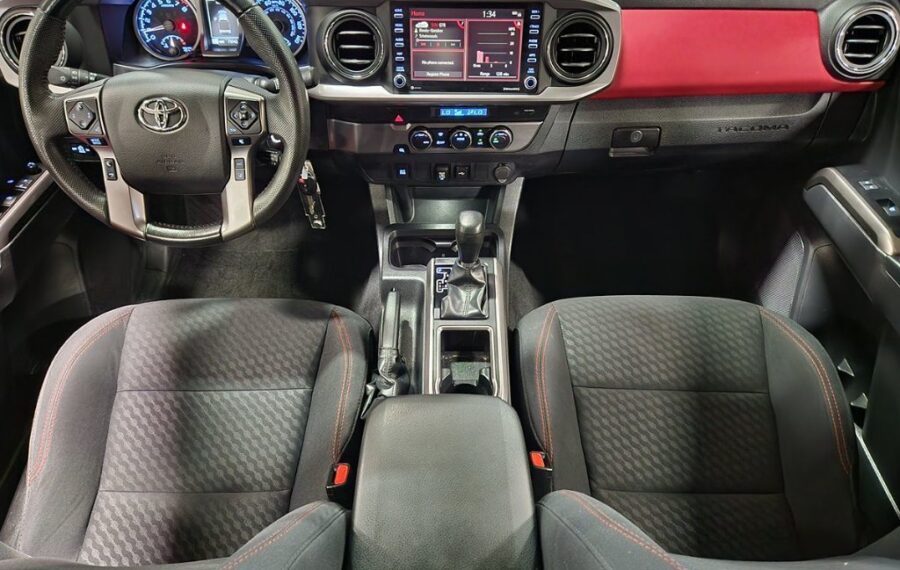 2022 Toyota Tacoma SR5 photo 34