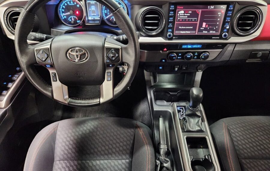 2022 Toyota Tacoma SR5 photo 35