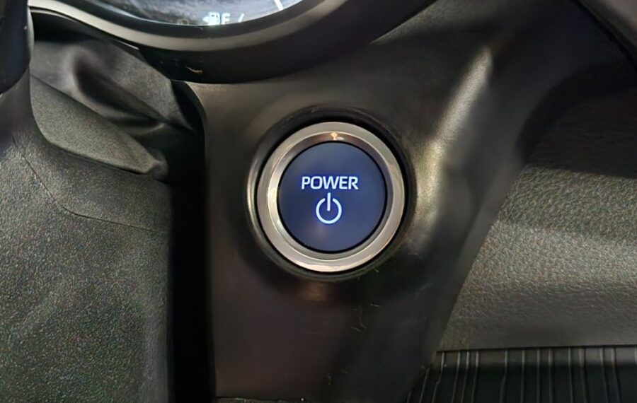 2023 Toyota Sienna XSE / XLE photo 30