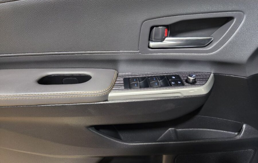 2023 Toyota Sienna XSE / XLE photo 32