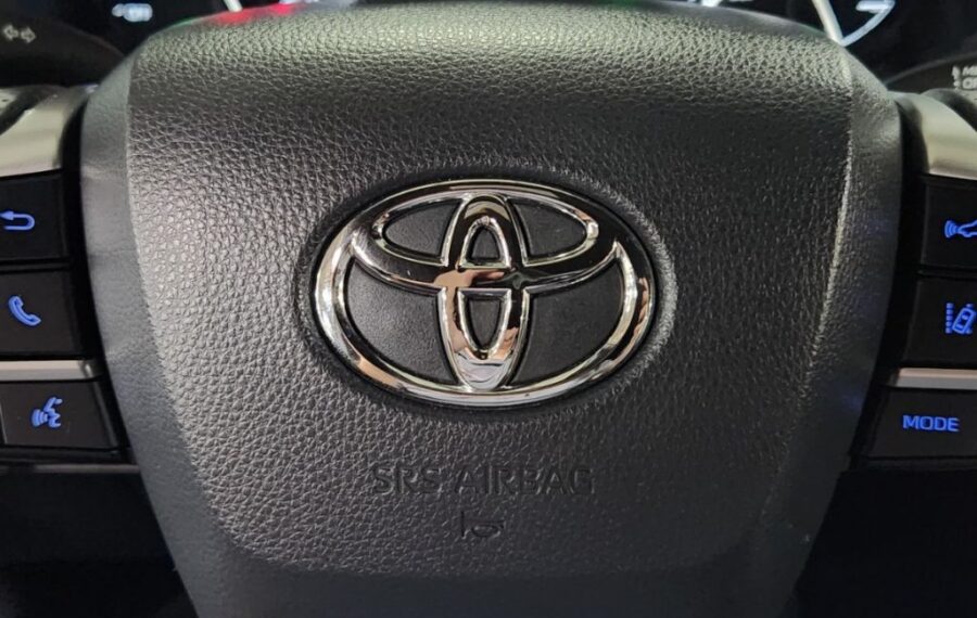2023 Toyota Sienna XSE / XLE photo 39
