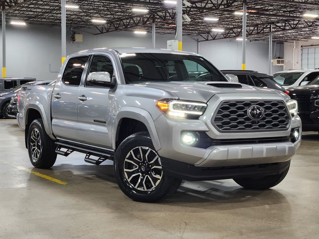 2023 Toyota Tacoma SR5 main photo