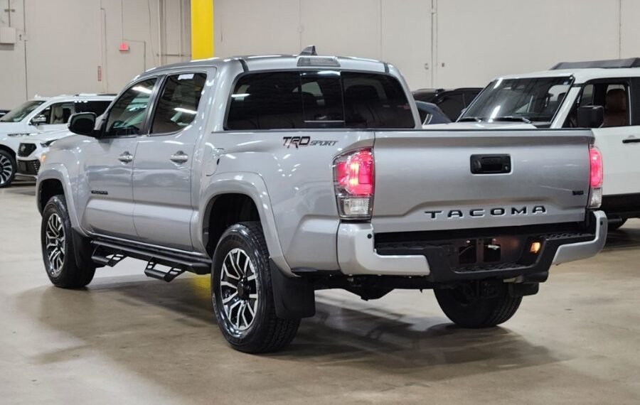 2023 Toyota Tacoma SR5 photo 7