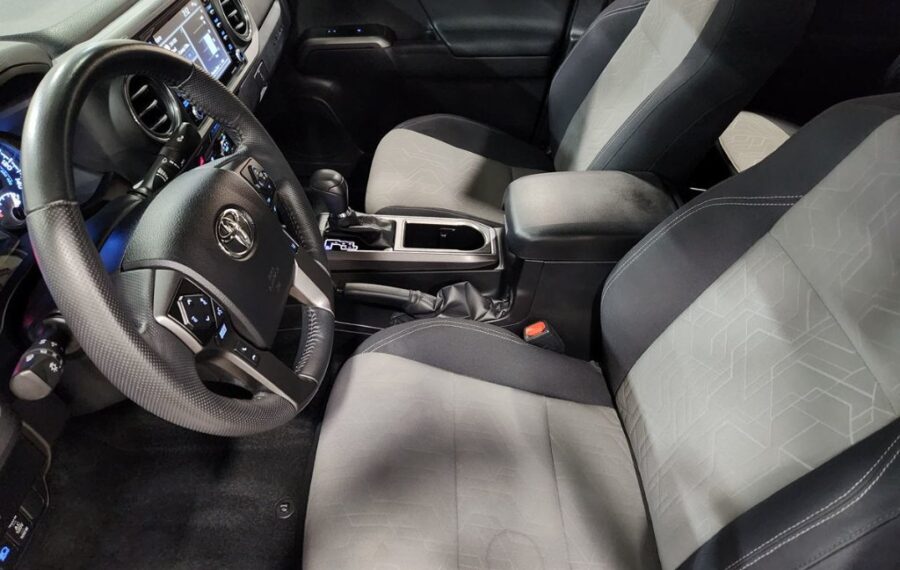 2023 Toyota Tacoma SR5 photo 20