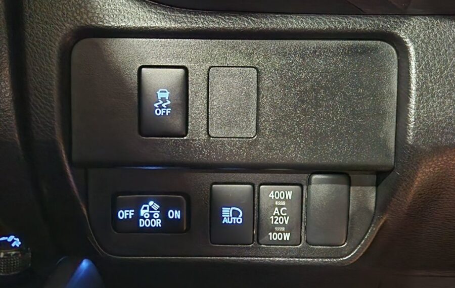 2023 Toyota Tacoma SR5 photo 27