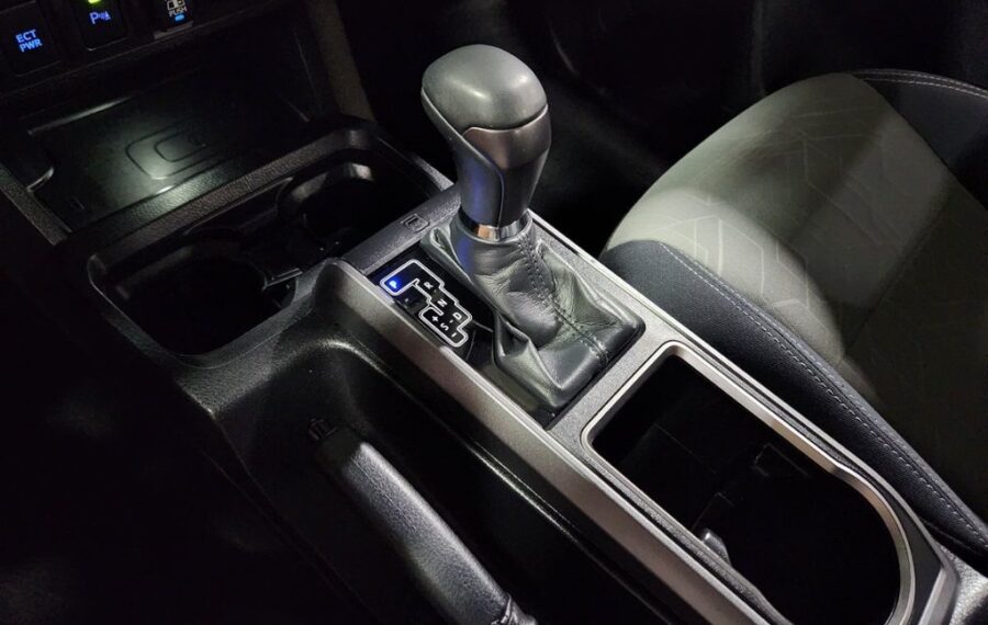2023 Toyota Tacoma SR5 photo 25