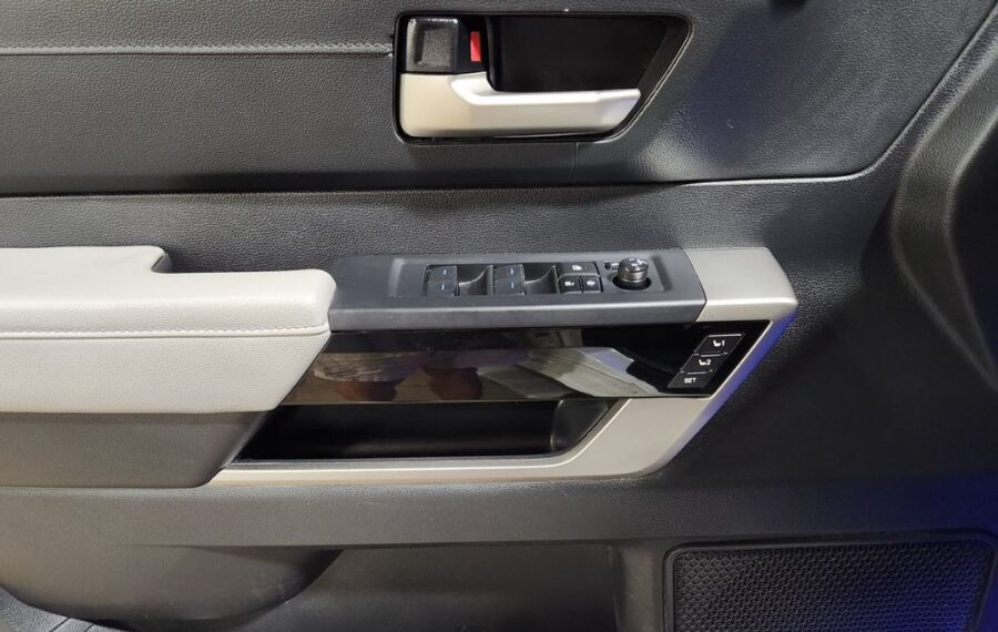 2023 Toyota Tundra Limited photo 31