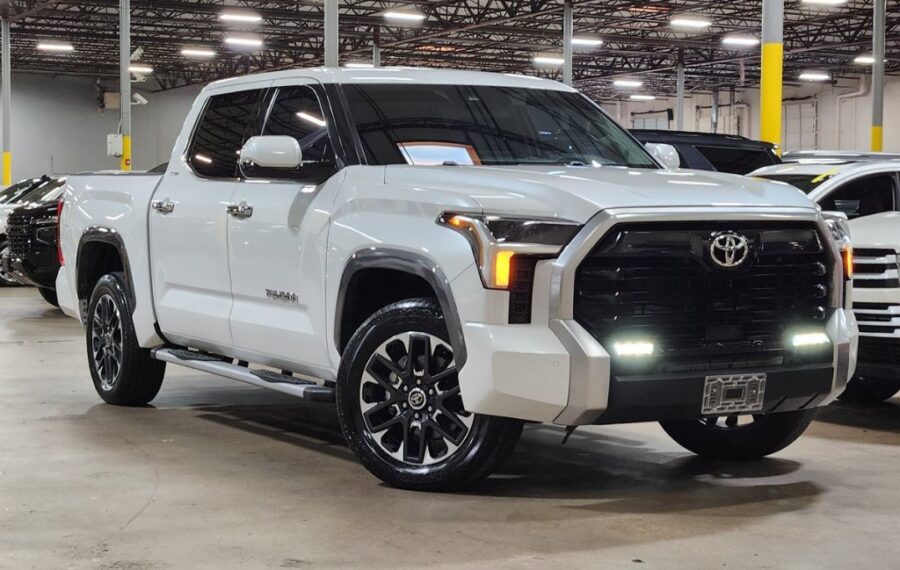 2023 Toyota Tundra Limited photo 6