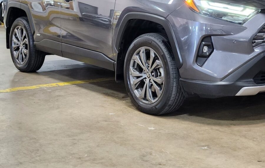 2024 Toyota Rav4 Limited photo 8