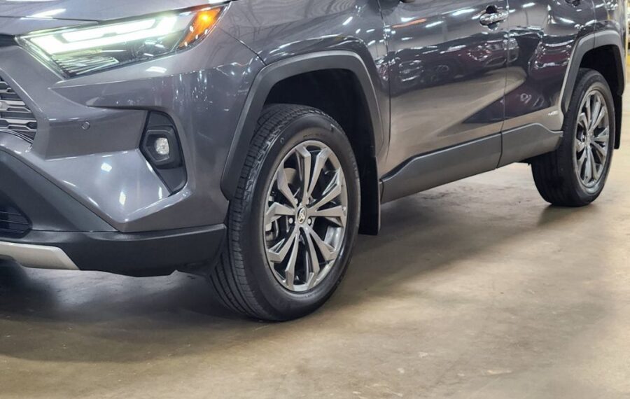 2024 Toyota Rav4 Limited photo 16