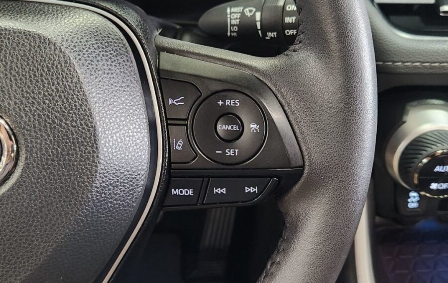 2024 Toyota Rav4 Limited photo 31
