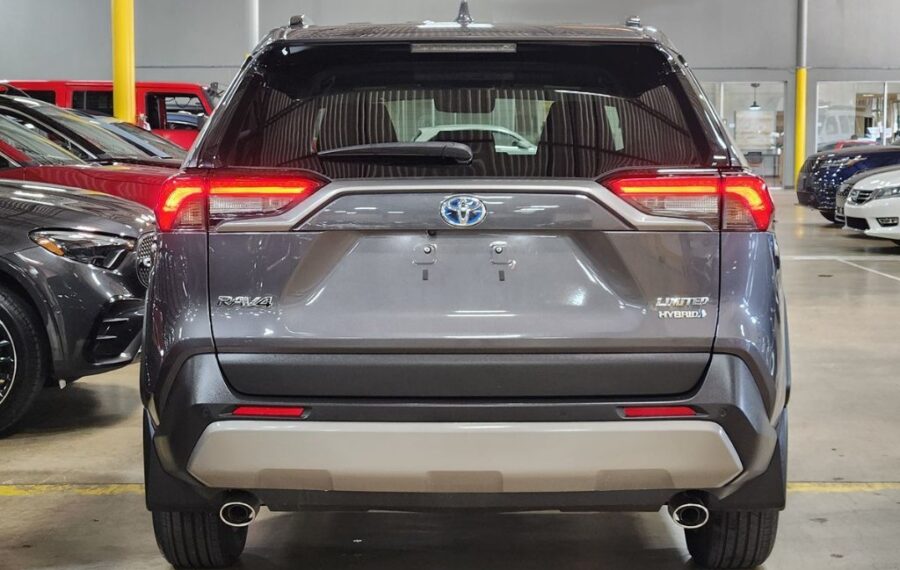2024 Toyota Rav4 Limited photo 3
