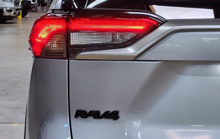 2024 Toyota Rav4 XSE photo 15