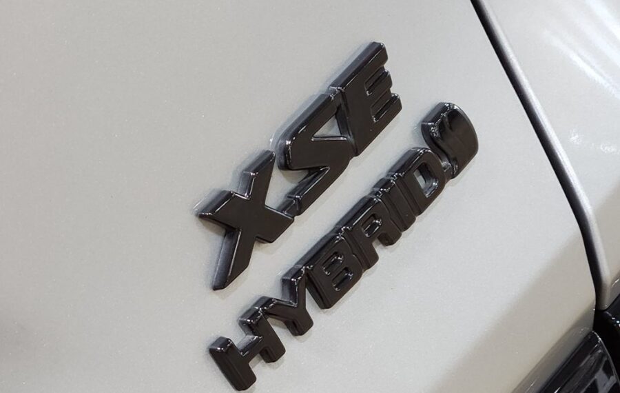 2024 Toyota Rav4 XSE photo 17