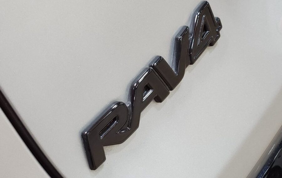 2024 Toyota Rav4 XSE photo 18