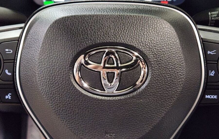2024 Toyota Rav4 XSE photo 30