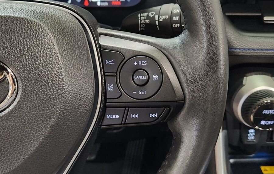 2024 Toyota Rav4 XSE photo 31