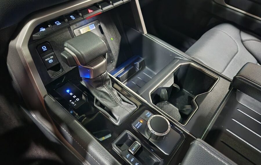 2024 Toyota Tundra Limited photo 28