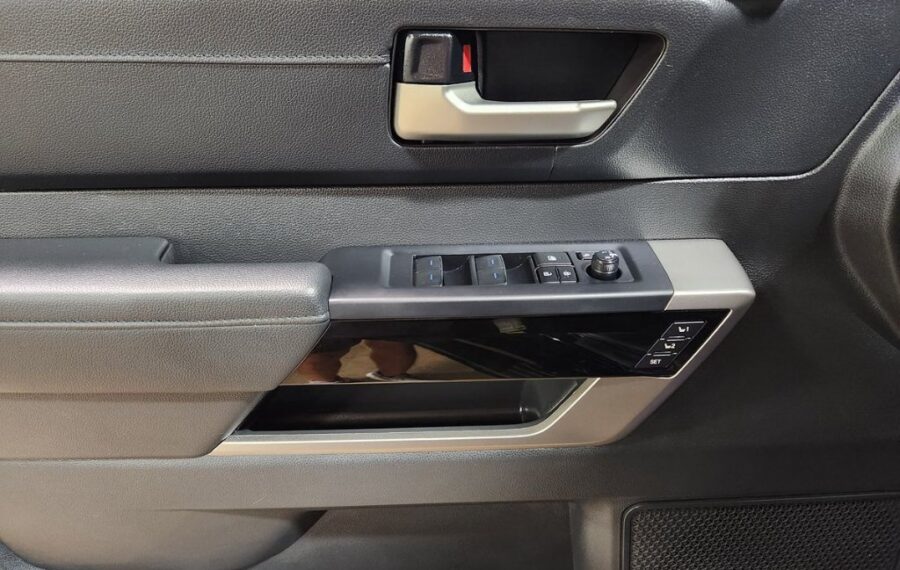 2024 Toyota Tundra Limited photo 34