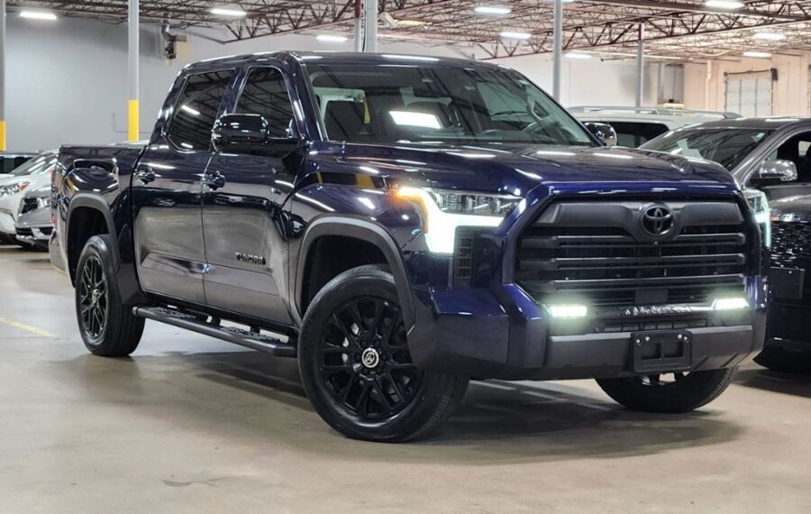 2024 Toyota Tundra Limited photo 7