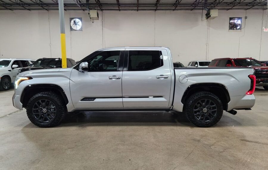 2024 Toyota Tundra Platinum photo 5