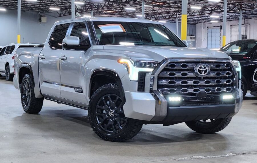 2024 Toyota Tundra Platinum photo 3