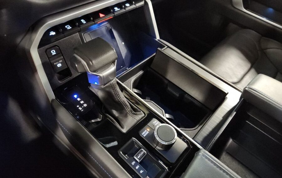2024 Toyota Tundra Platinum photo 26