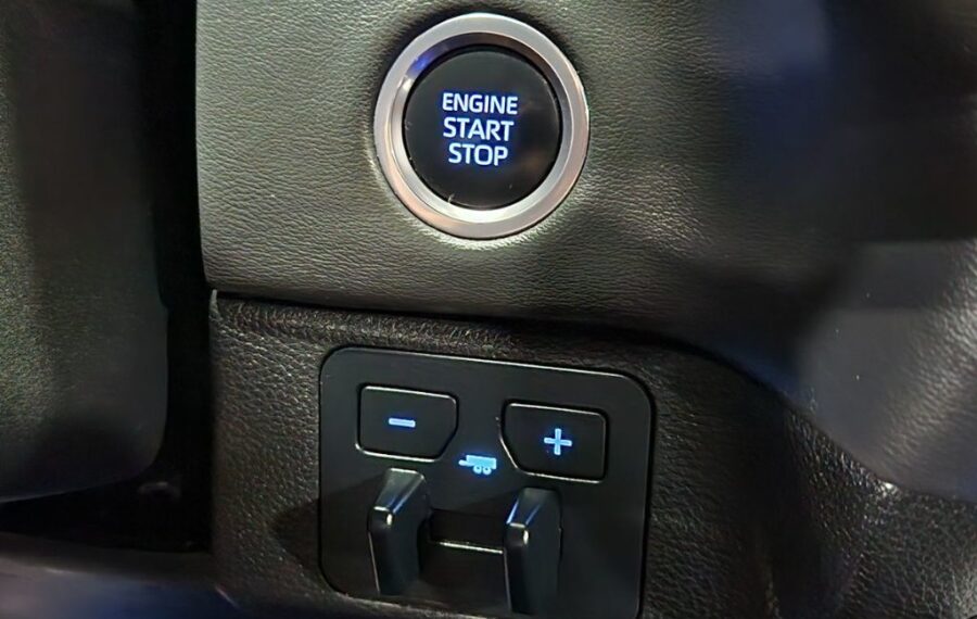 2024 Toyota Tundra Platinum photo 27
