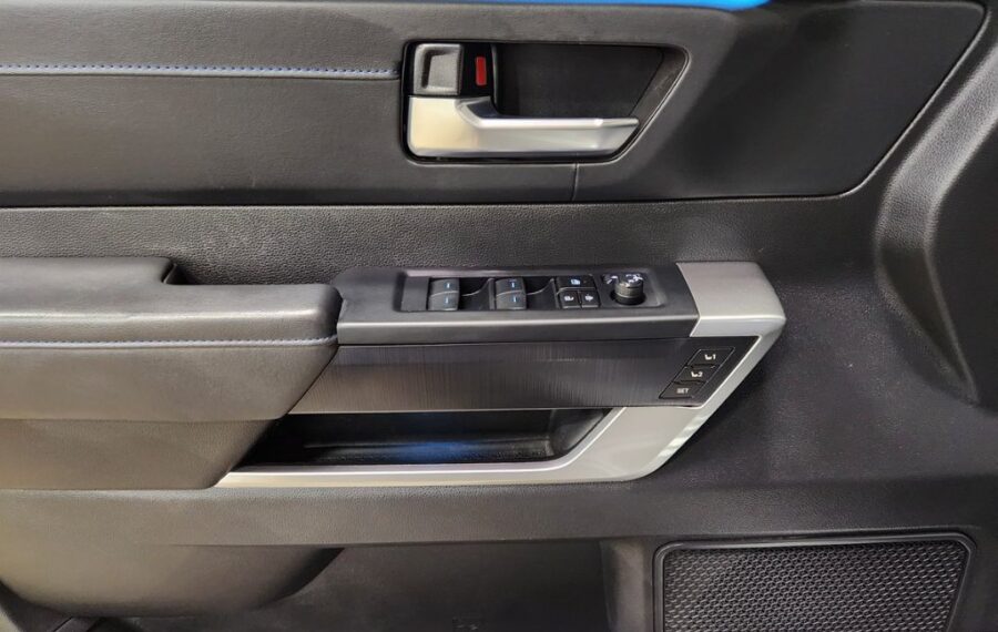 2024 Toyota Tundra Platinum photo 32