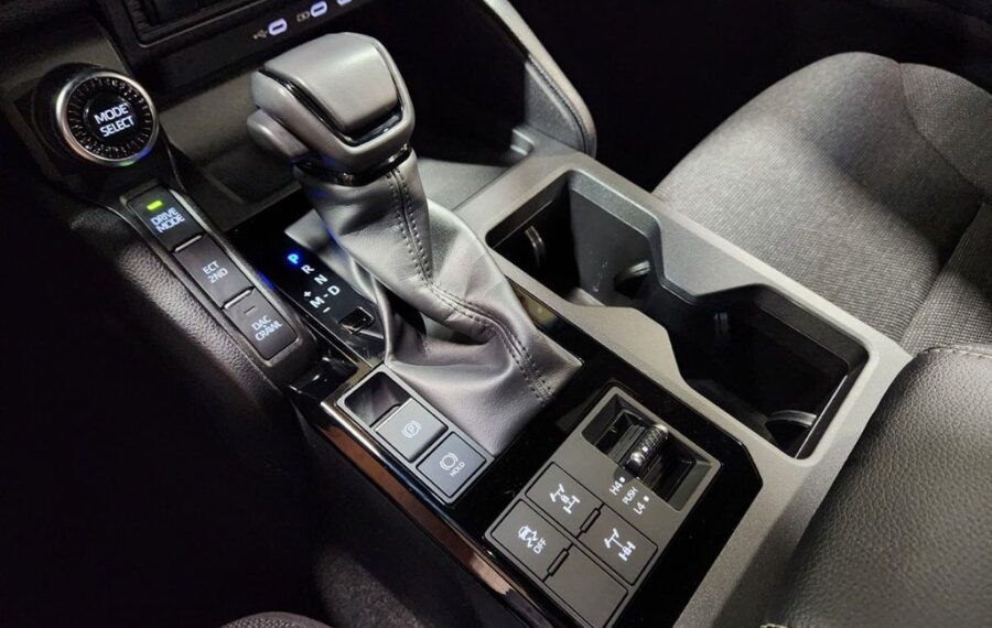 2025 Toyota Land Cruiser 250 Series photo 26