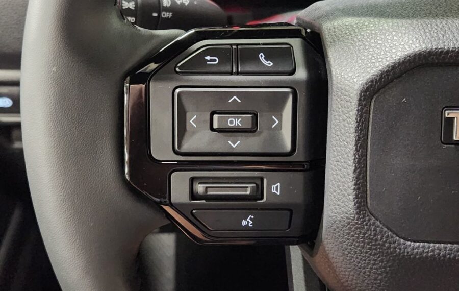 2025 Toyota Land Cruiser 250 Series photo 28