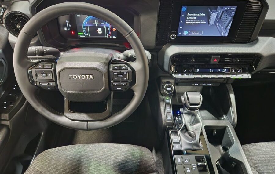 2025 Toyota Land Cruiser 250 Series photo 36